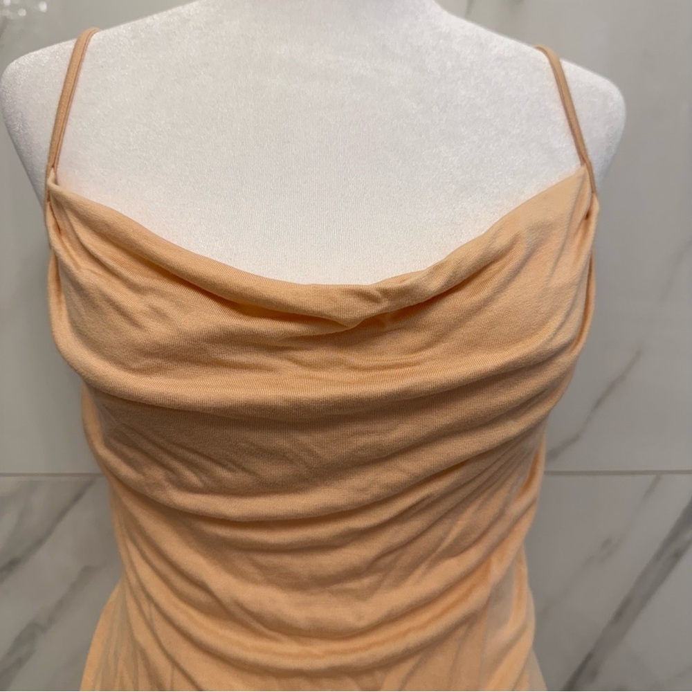 Indah Midi Dress - Picture 4 of 9